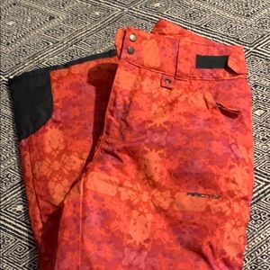 Women’s snow pant size L